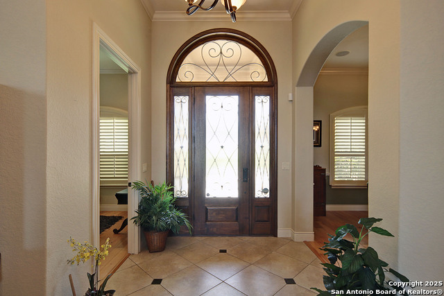 Image 4 of 43 For 3221 Comal Springs