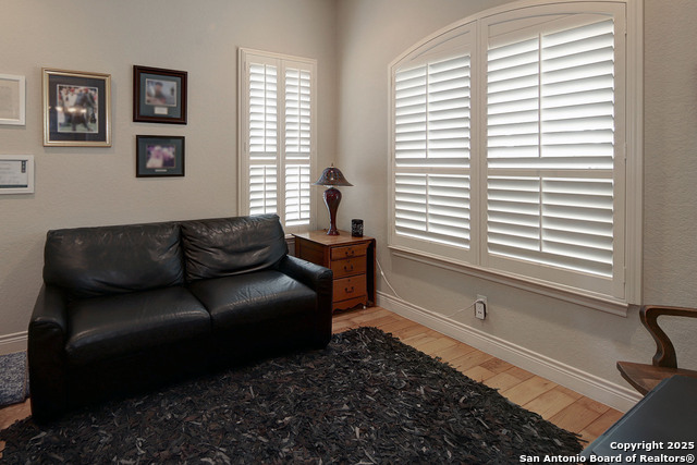 Image 6 of 43 For 3221 Comal Springs
