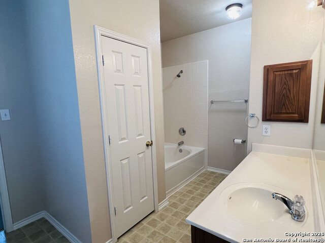Image 16 of 26 For 12802 Osage Mesa