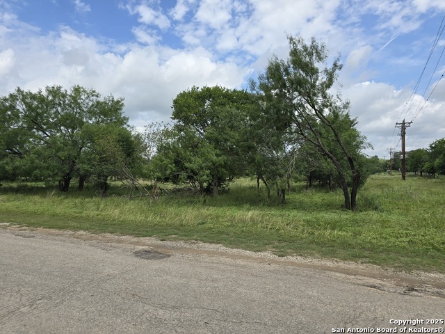 Details for 22 Cypress  , Bandera, TX 78003