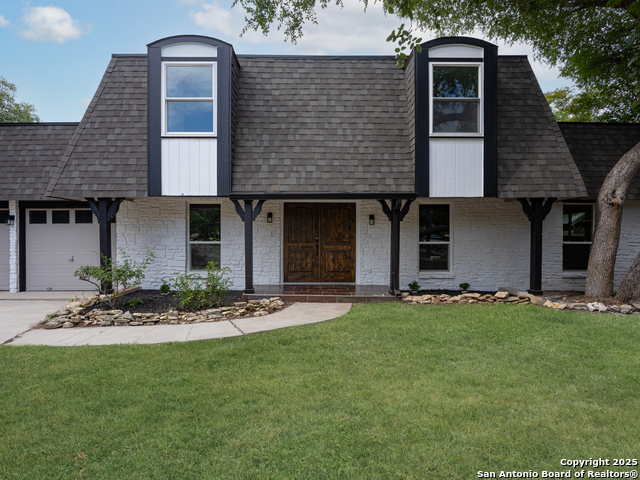 Image 3 of 36 For 10818 Oak Bank