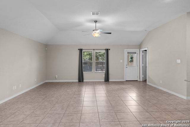 Image 8 of 22 For 5527 Coral Vly