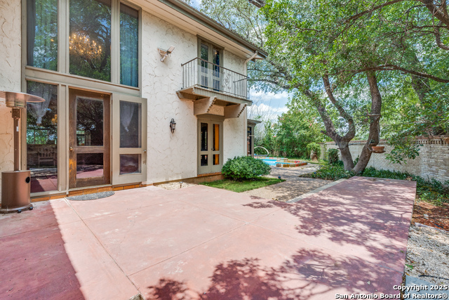 Listing photo id 26 for 201 Chattington