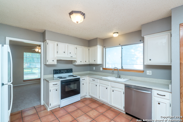 Listing photo id 13 for 6407 Ridge Pass