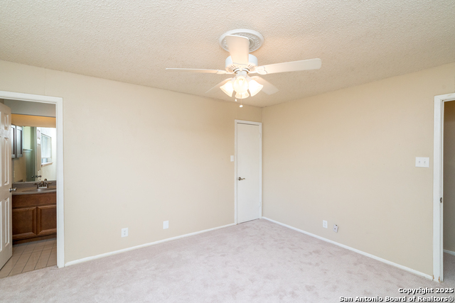 Listing photo id 17 for 6407 Ridge Pass