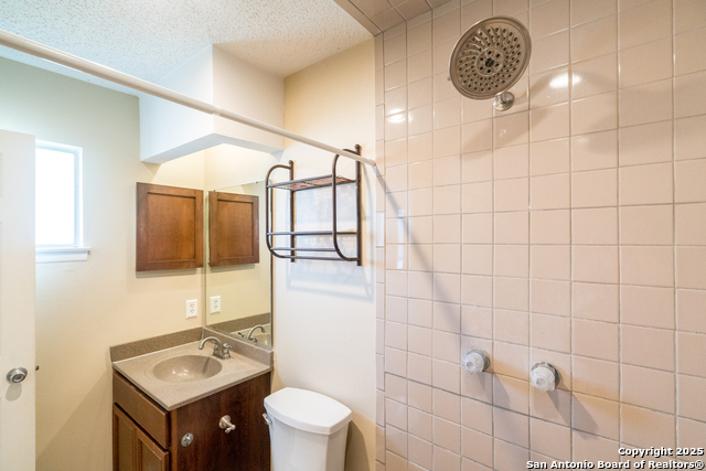 Listing photo id 23 for 6407 Ridge Pass