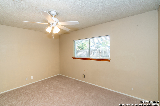 Listing photo id 26 for 6407 Ridge Pass