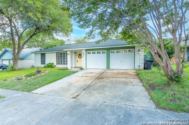 Listing photo id 1 for 6407 Ridge Pass