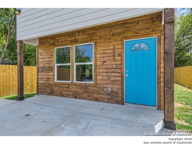 Image 3 of 25 For 1230 Rivas  