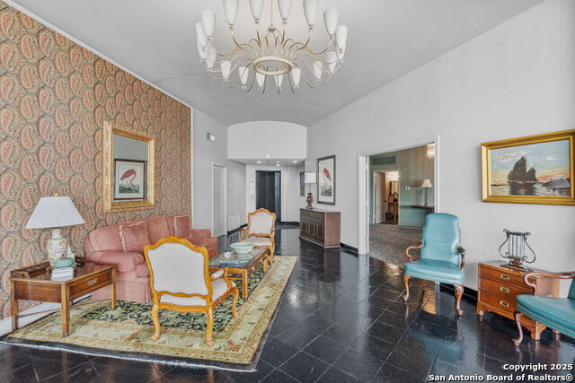 Listing photo id 18 for 823 Water 5d