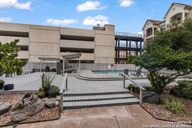 Listing photo id 22 for 823 Water 5d