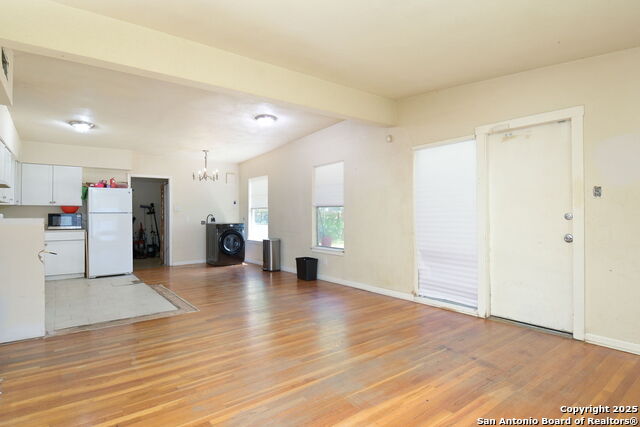 Listing photo id 2 for 271 Middlebury
