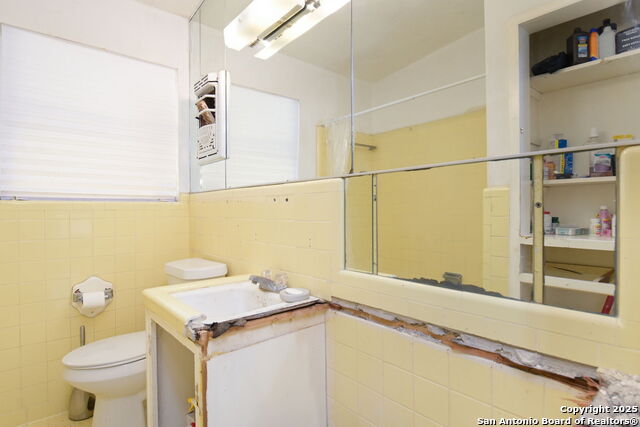 Listing photo id 7 for 271 Middlebury