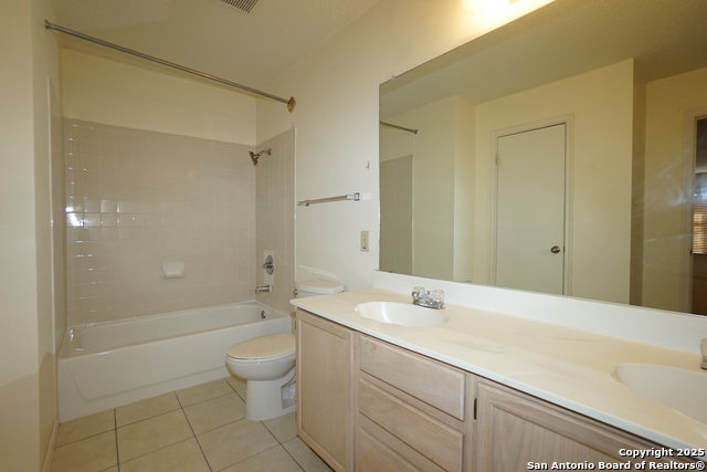 Image 14 of 23 For 6306 Mustang Point Dr