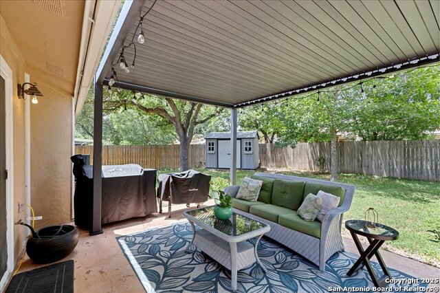 Listing photo id 14 for 9331 Valley Ridge