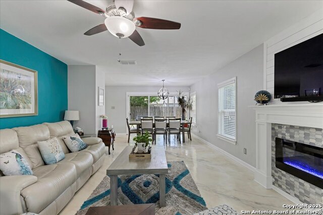 Listing photo id 3 for 9331 Valley Ridge