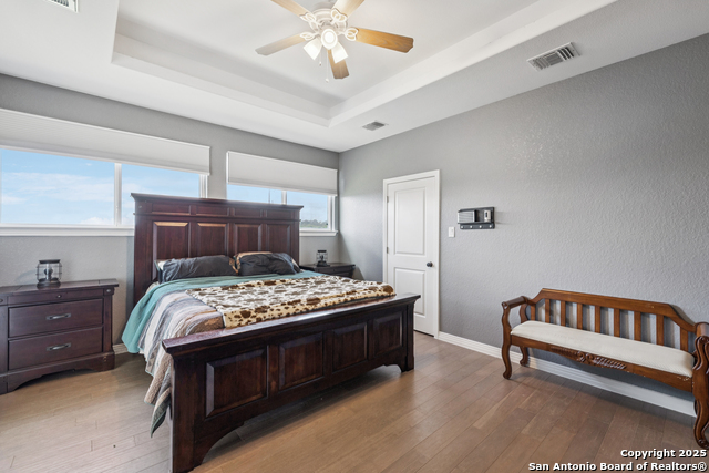 Image 13 of 26 For 718 Chip Shot