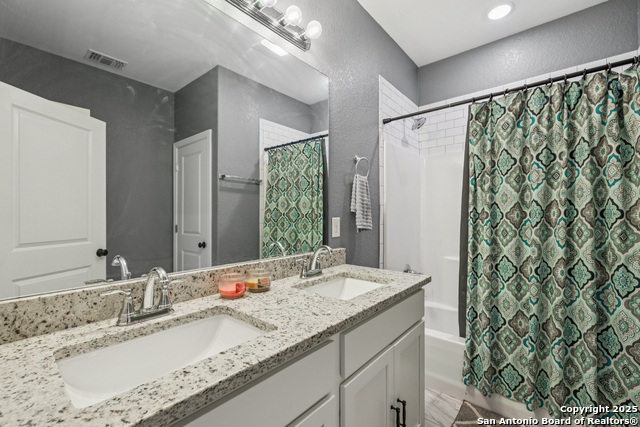 Image 21 of 26 For 718 Chip Shot