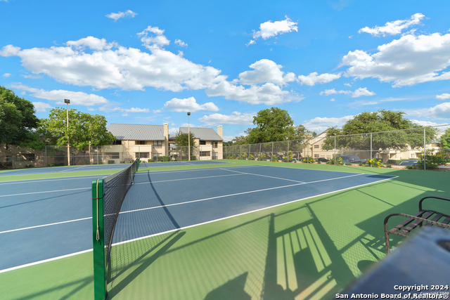 Image 20 of 25 For 11843 Braesview 2311