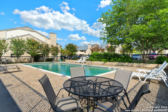 Image 23 of 25 For 11843 Braesview 2311