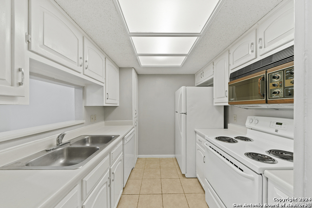 Image 7 of 25 For 11843 Braesview 2311