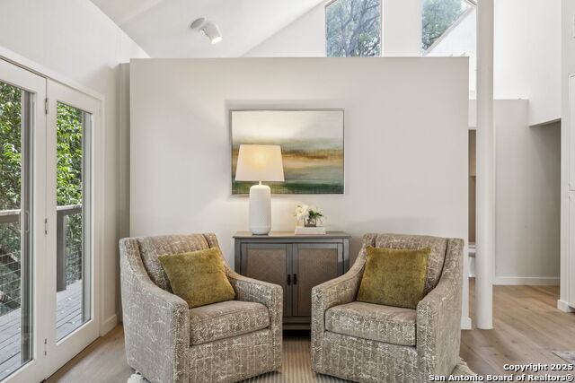 Image 24 of 50 For 40 Oakwell Farms Pkwy