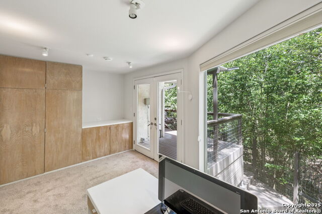 Image 37 of 50 For 40 Oakwell Farms Pkwy