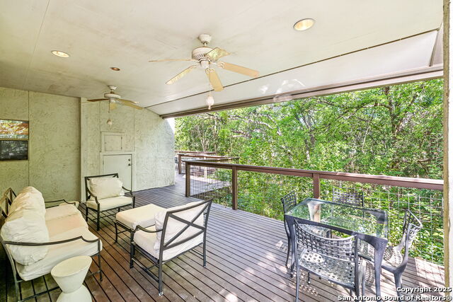 Image 42 of 50 For 40 Oakwell Farms Pkwy