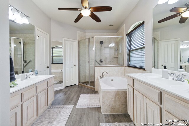 Image 18 of 28 For 15314 Fall Place Dr.