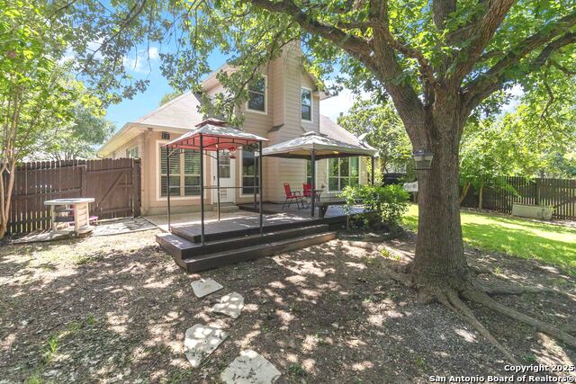 Image 28 of 28 For 15314 Fall Place Dr.