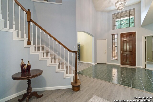 Image 4 of 28 For 15314 Fall Place Dr.