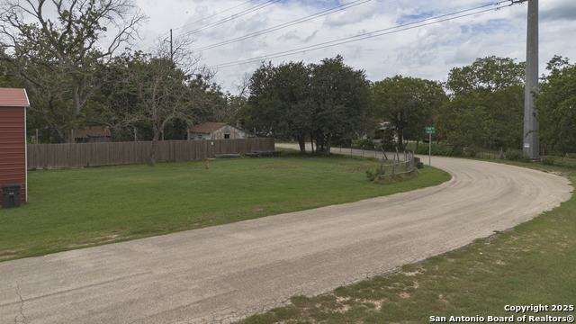 Image 15 of 15 For 664 North St E