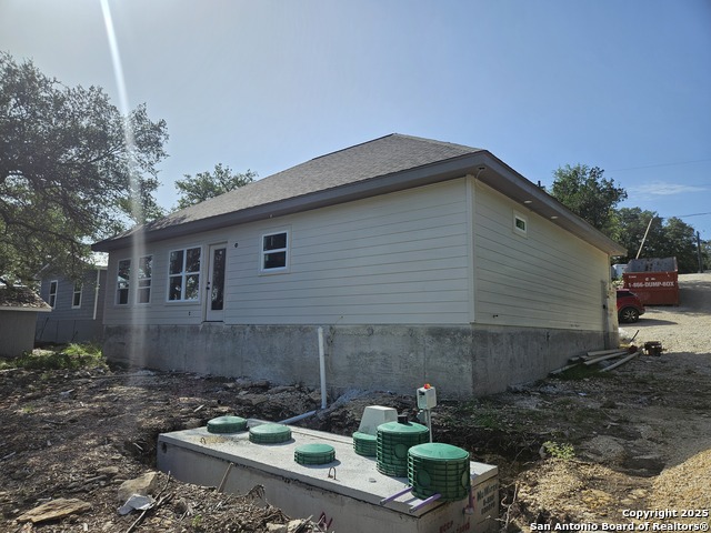 Listing photo id 1 for 1645 Pecan Circle