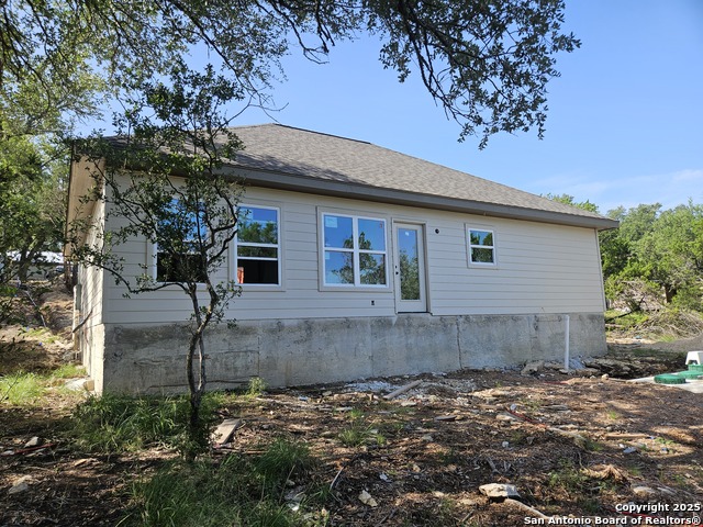 Listing photo id 2 for 1645 Pecan Circle