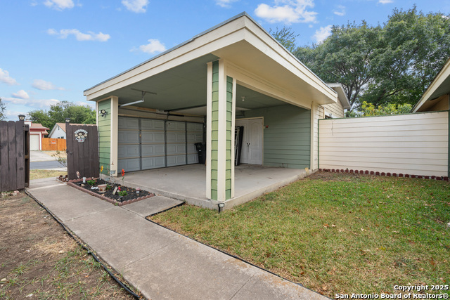 Image 12 of 13 For 11711 Spring Life