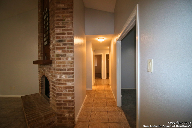 Image 10 of 23 For 9347 Laurel Grove
