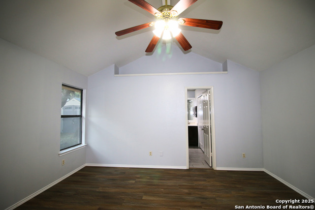 Image 16 of 23 For 9347 Laurel Grove