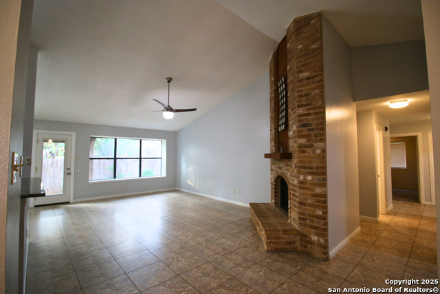 Image 5 of 23 For 9347 Laurel Grove