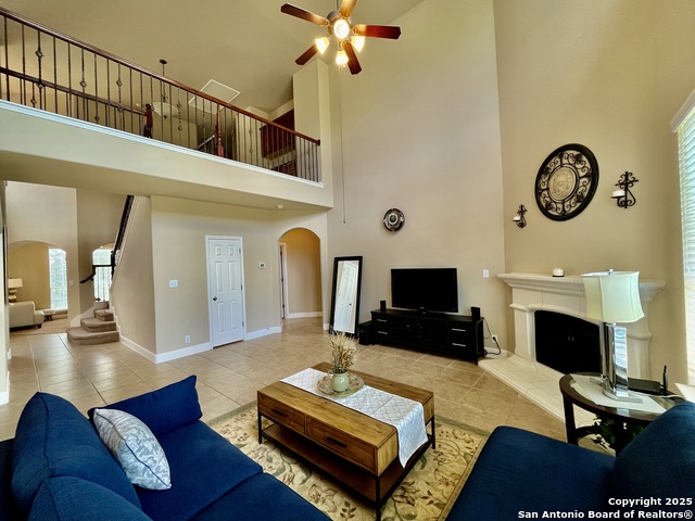 Image 12 of 35 For 24031 Canyon Row
