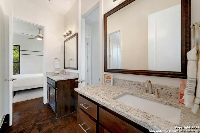 Image 29 of 34 For 2471 George  