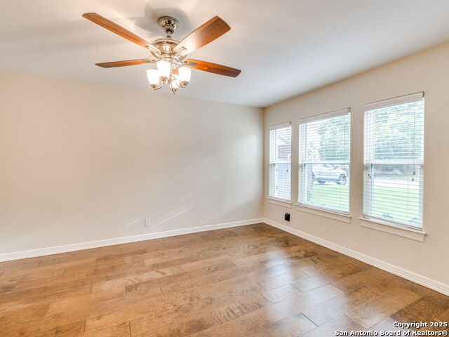 Image 8 of 48 For 7706 Falcon Oak