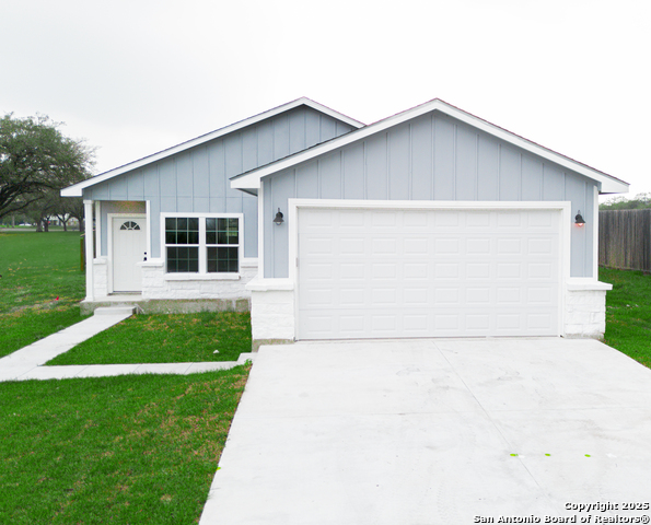 Details for 811 Polk N , Beeville, TX 78102