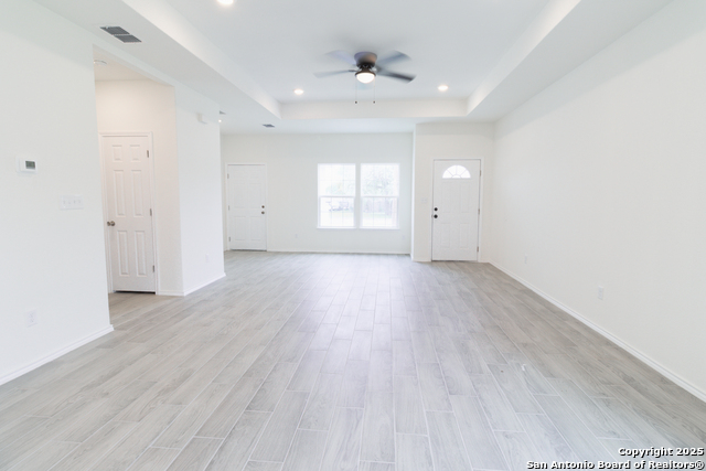 Image 10 of 28 For 811 Polk N