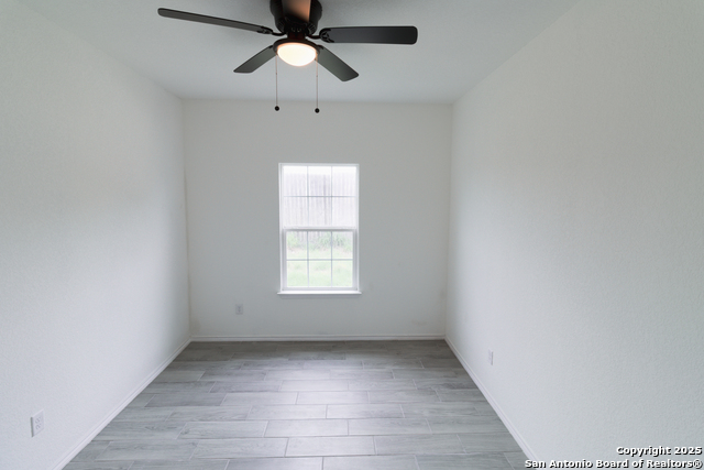 Image 24 of 28 For 811 Polk N