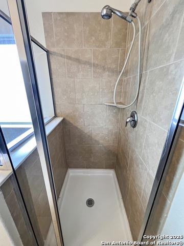 Image 41 of 51 For 8915 Palmetto Park