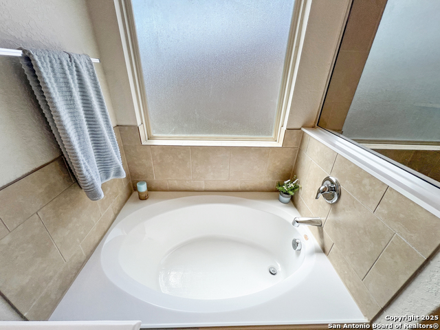 Image 42 of 51 For 8915 Palmetto Park