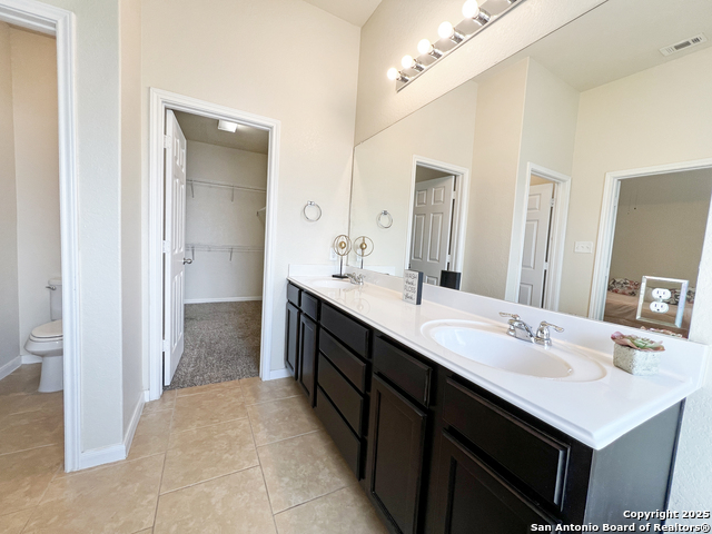 Image 43 of 51 For 8915 Palmetto Park