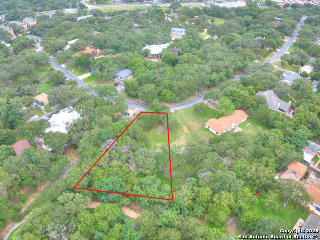 Listing photo id 17 for 16602 Springhill