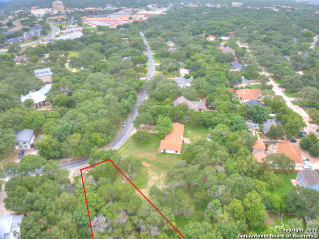 Listing photo id 20 for 16602 Springhill