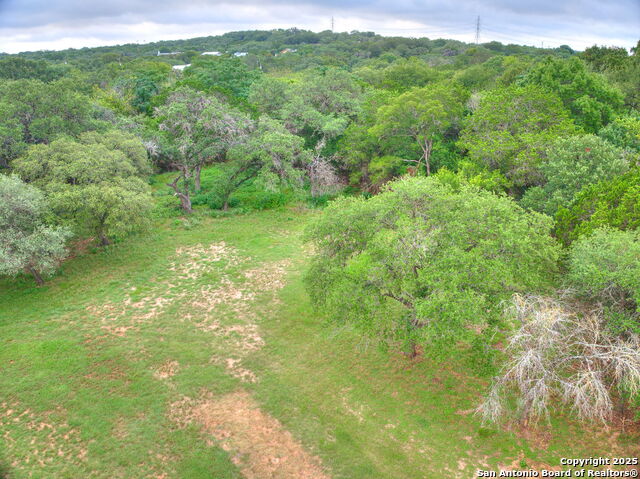 Listing photo id 22 for 16602 Springhill